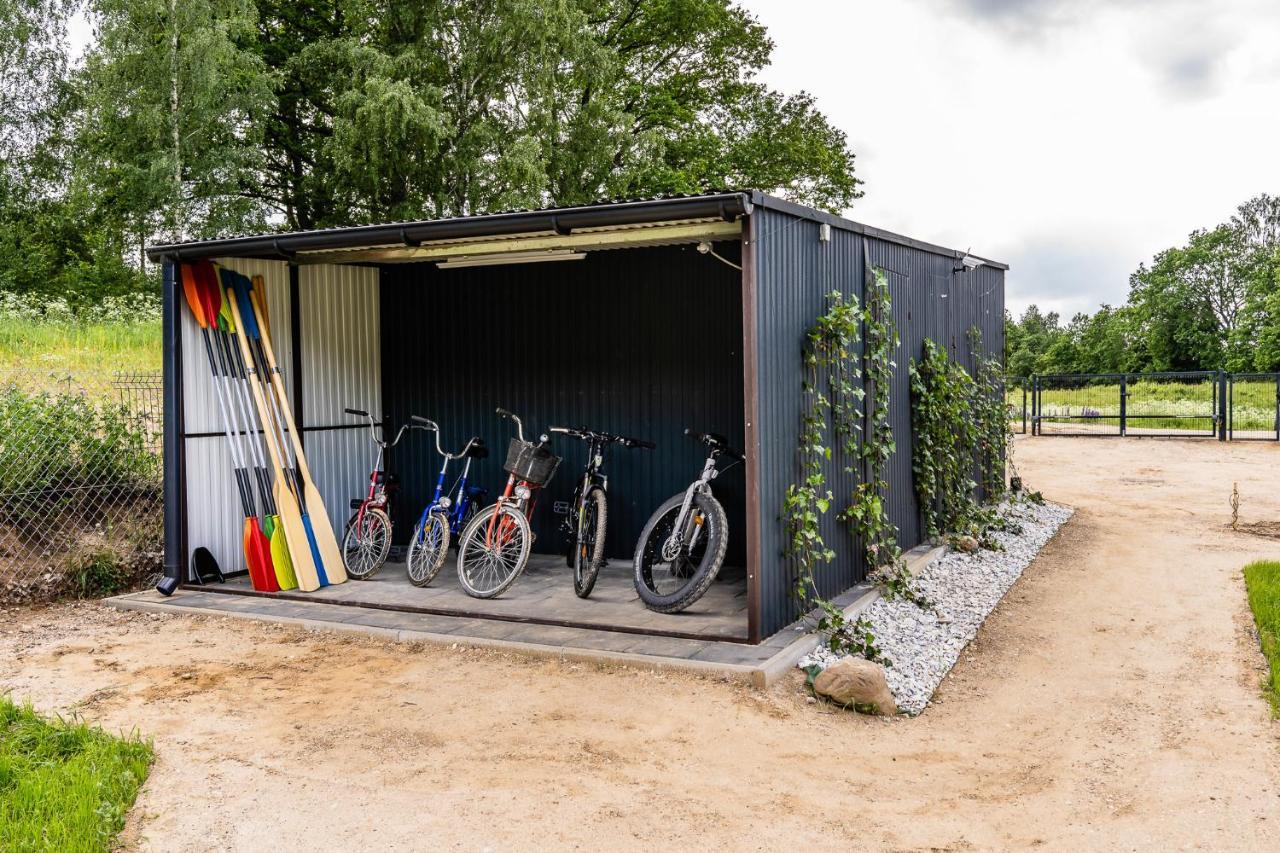 Vila Gulbity Camp Exteriér fotografie