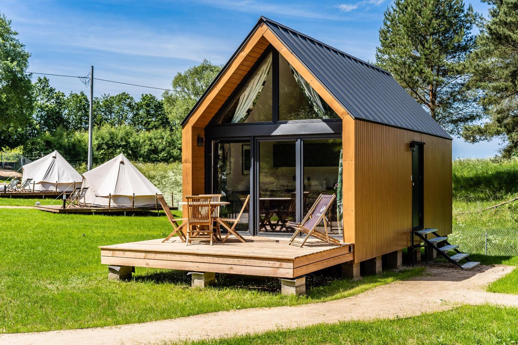 Vila Gulbity Camp Exteriér fotografie