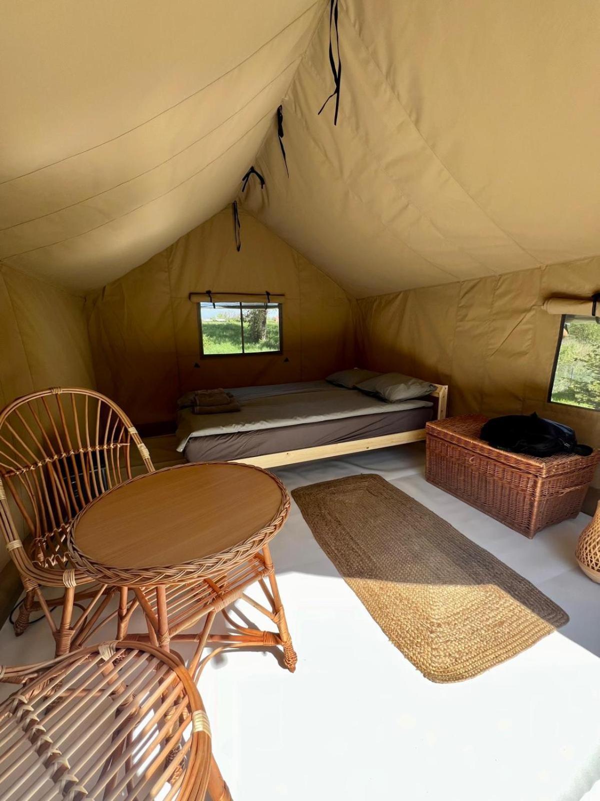Vila Gulbity Camp Exteriér fotografie